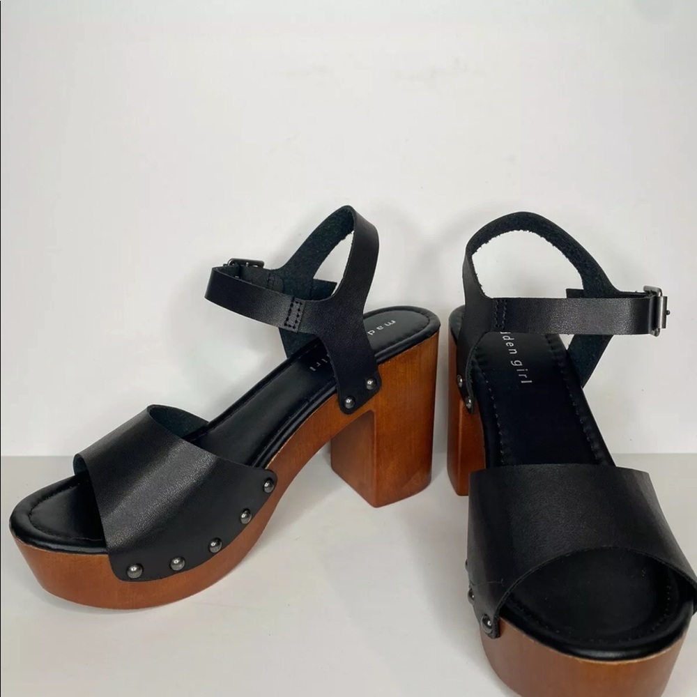 Madden Girl Reidd Platforms Sandals wooden heel.